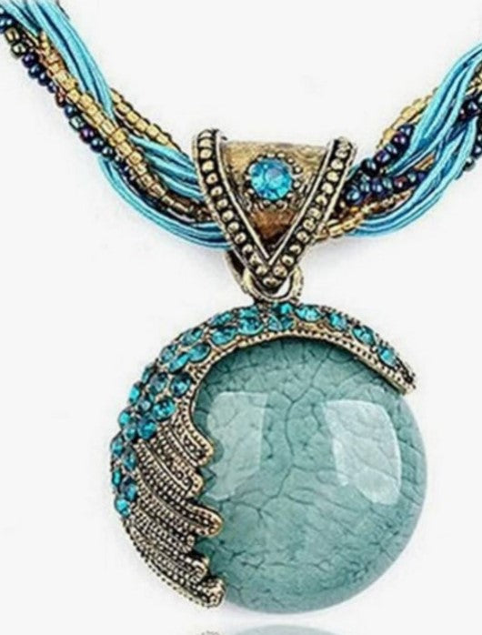 Collier Bohème Rétro en Turquoise et Strass - Pendentif Unique avec Cordon Multicolore Élégant